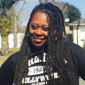 Meet your Posher, Dina